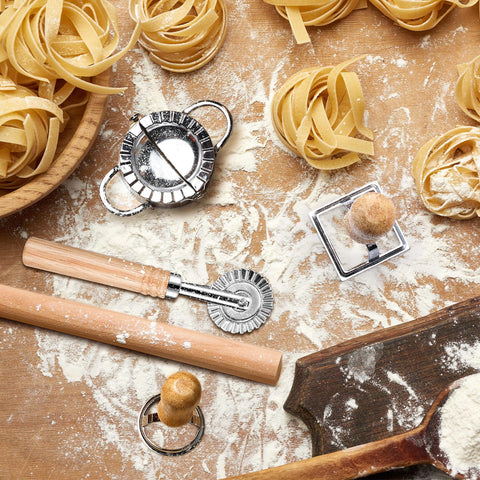 Crssbrohip ravioli skin machine helps form even sheets