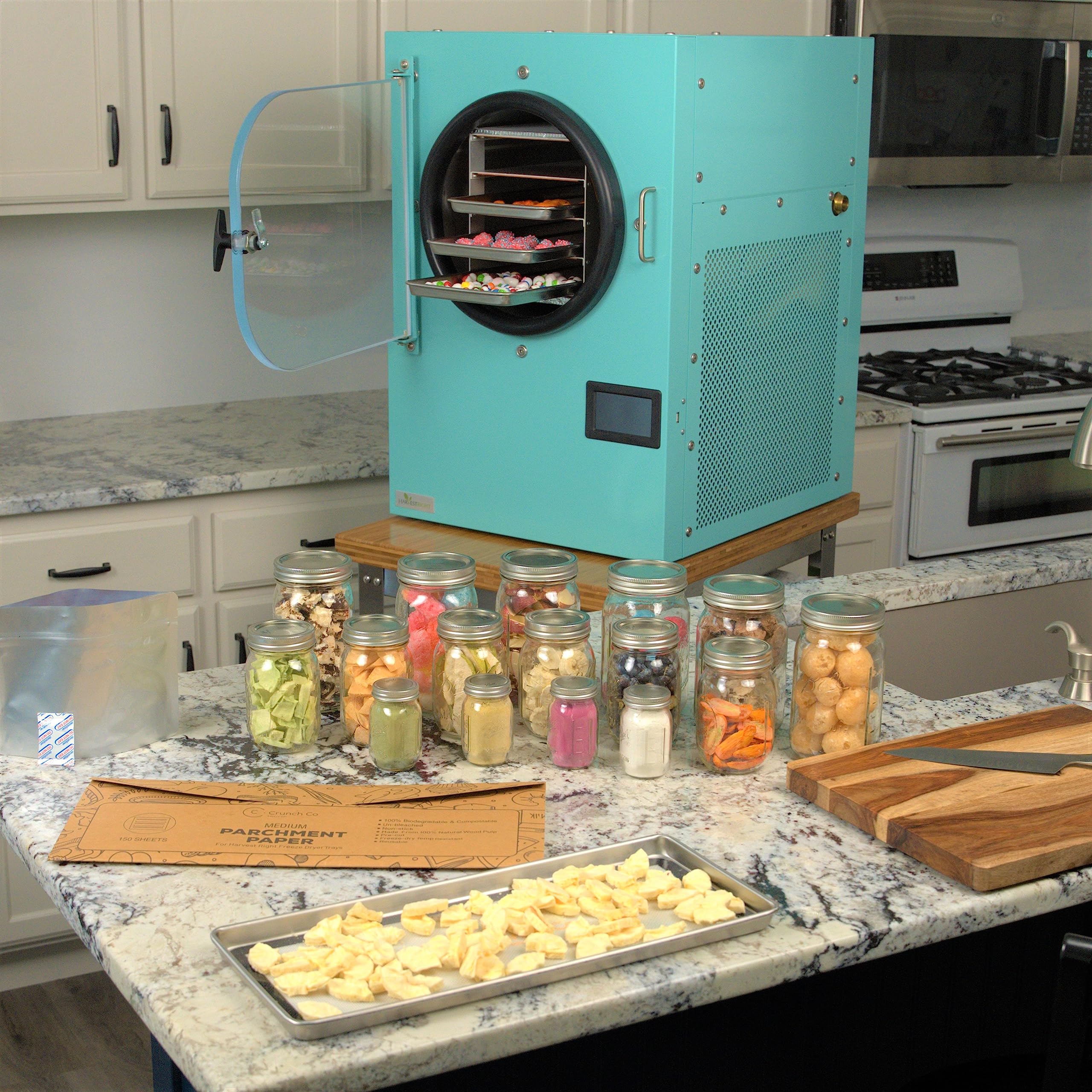 Crunch Co. reduces mess and cleanup time during freeze drying.