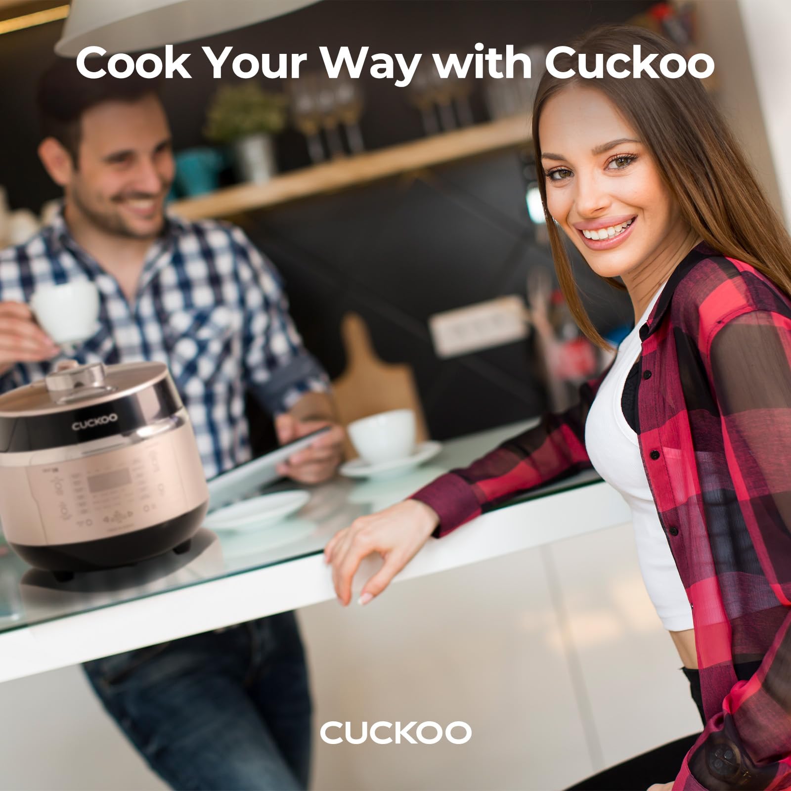 CUCKOO steam plate enables steam assisted meals with rice and vegetables.