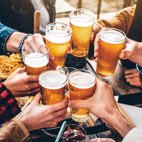 CUCUMI 8pc beer pint glasses, perfect for home bar setups and gatherings.
