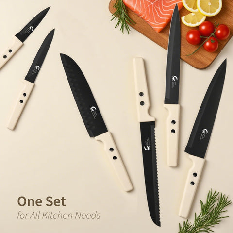 CuCut 12-piece Utility Knife ideal for mid-size slicing and prep.