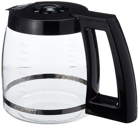 Dripless spout design and knuckle guard reduce spills during pouring for the Cuisinart carafe.