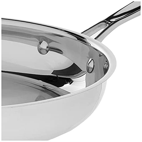 Cuisinart Chef's Classic skillet is dishwasher-safe for easy cleanup.