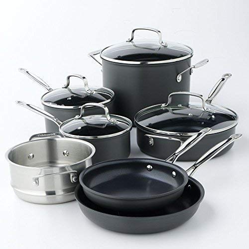 Cuisinart Chef's Classic 1.5-quart saucepan with glass lid for reheating sauces