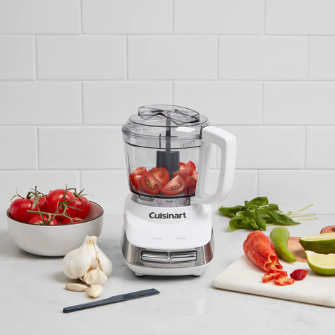 Cuisinart Core Custom 4-Cup Mini Chopper control paddle for easy chop or grind control.