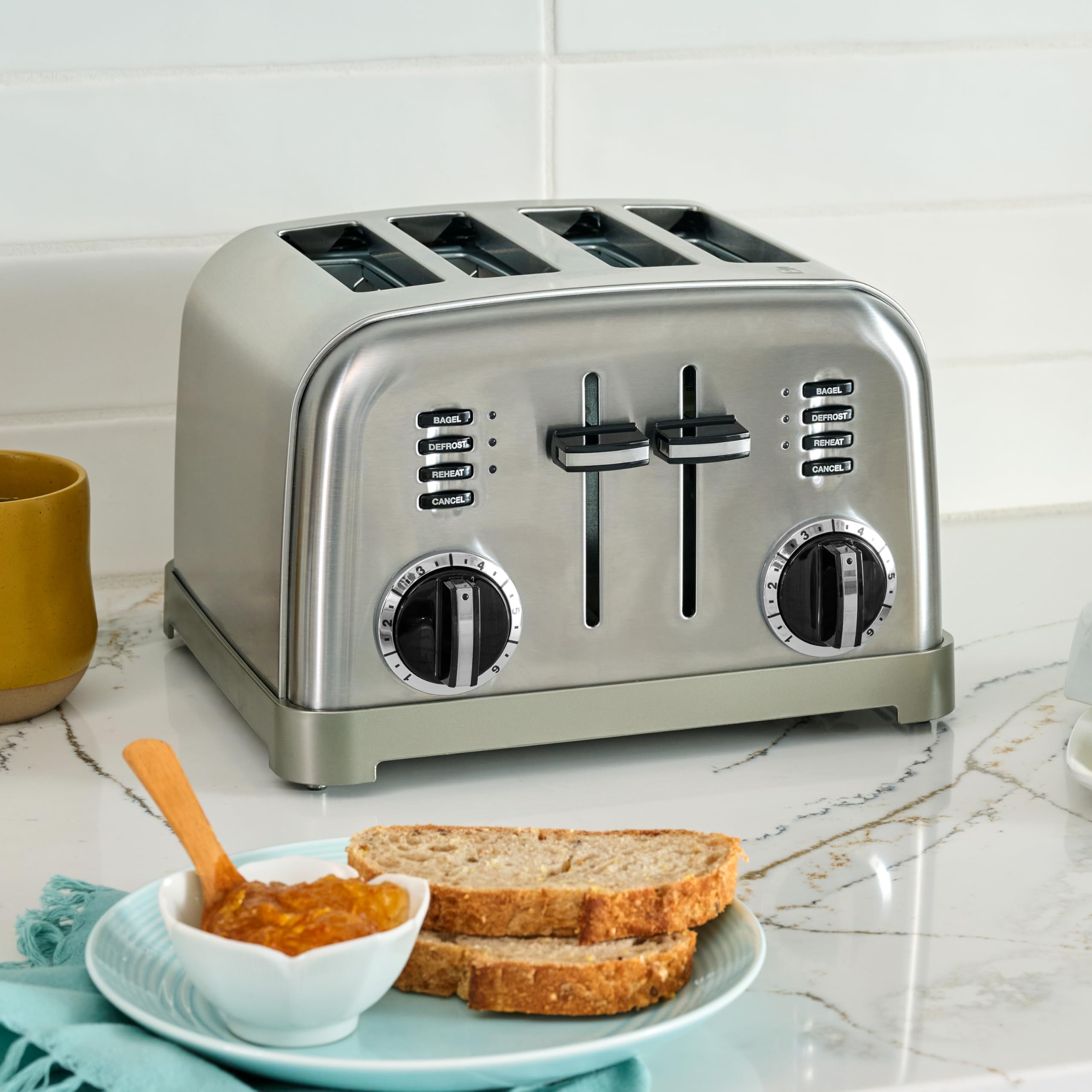 Cuisinart CPT-180P1 4-wide slots accommodating bread, bagels, and pastries with ease