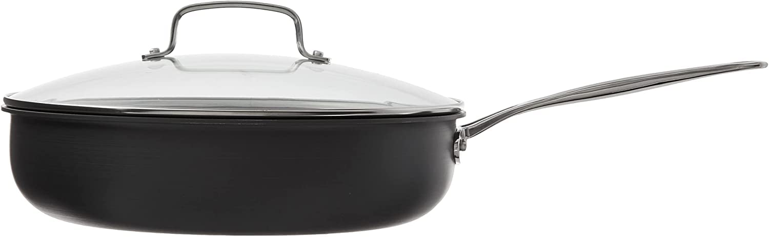 Cuisinart easy cleanup with nonstick surface after cooking