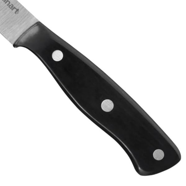 Cuisinart ergonomic handle enhances comfort during daily prep.