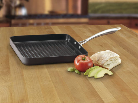Cuisinart GreenGourmet grill pan handle close-up showcasing stay-cool stainless steel
