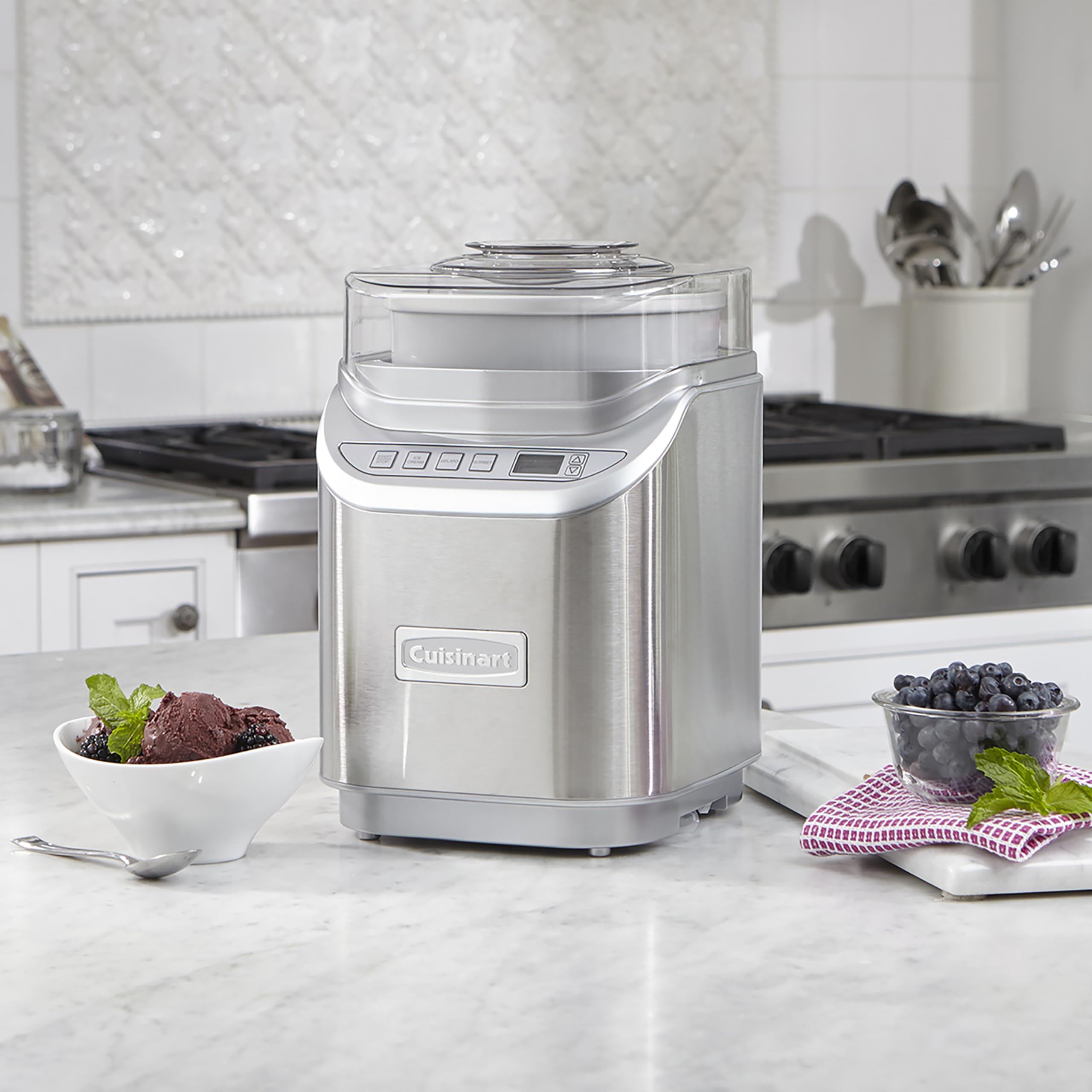 Cuisinart ice cream maker LCD display and timer for easy control.