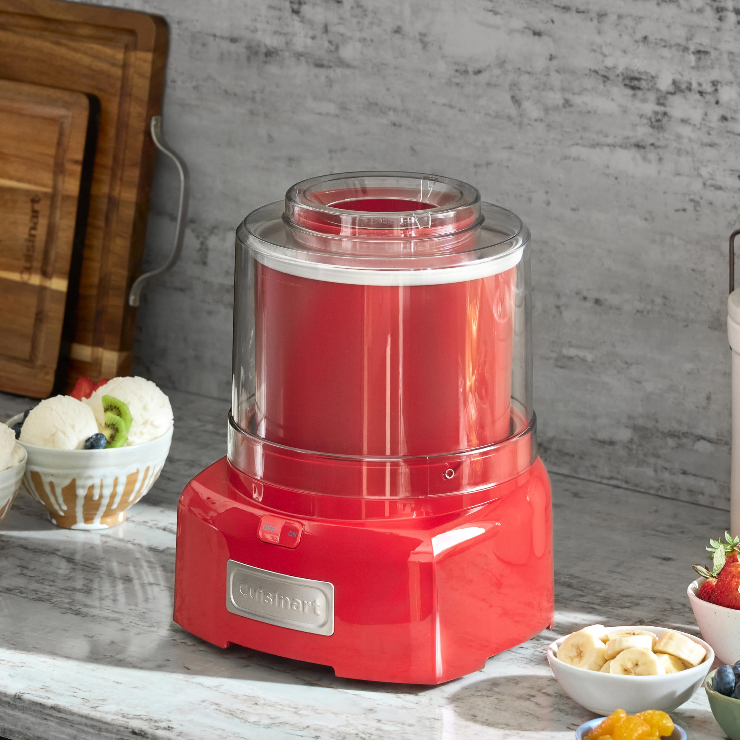 Cuisinart ice cream maker lid closed, showcasing mess-free pouring