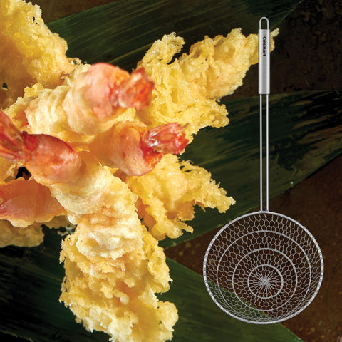 Cuisinart strainer drains water and oil cleanly during cooking.