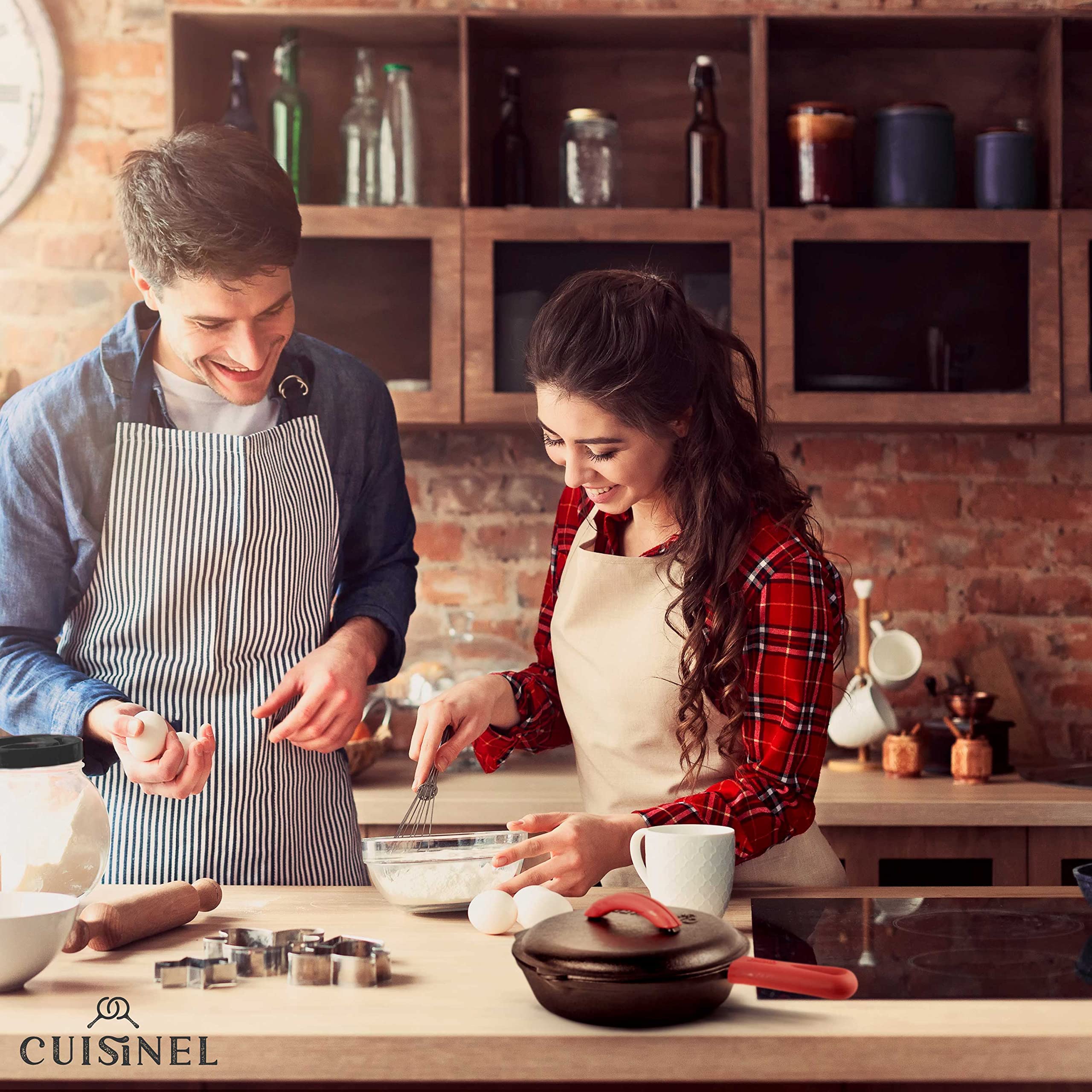 Cuisinel silicone handle and lid holder for safer, cooler grip.