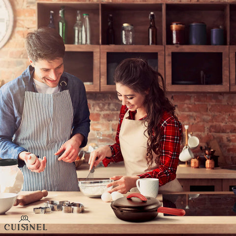 Cuisinel silicone handle and lid holder for safer, cooler grip.
