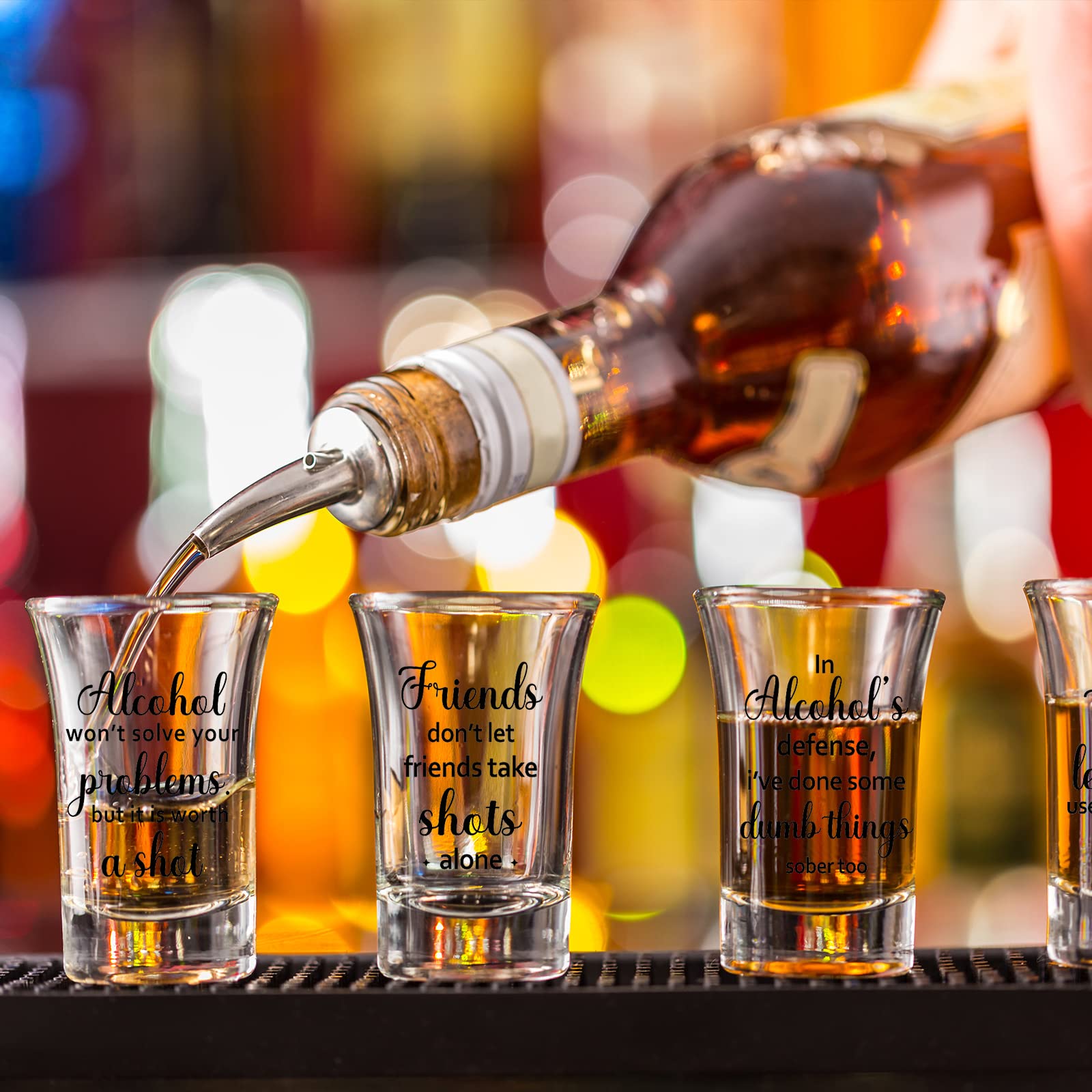 Cunhill shot glasses with opening of 4-3 cm, versatile for various drinks.