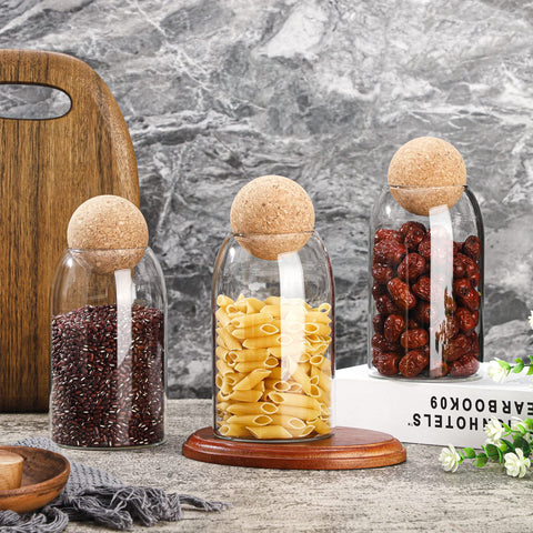 Cunhill wooden stopper seal on round glass jar