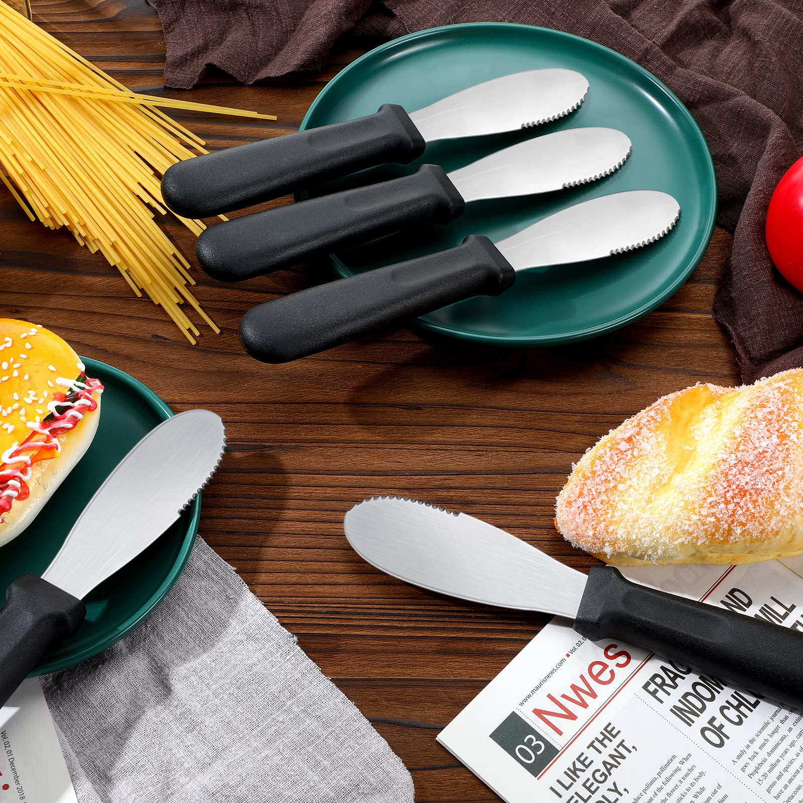 Cunno condiment spreader knife designed for sauces and jams