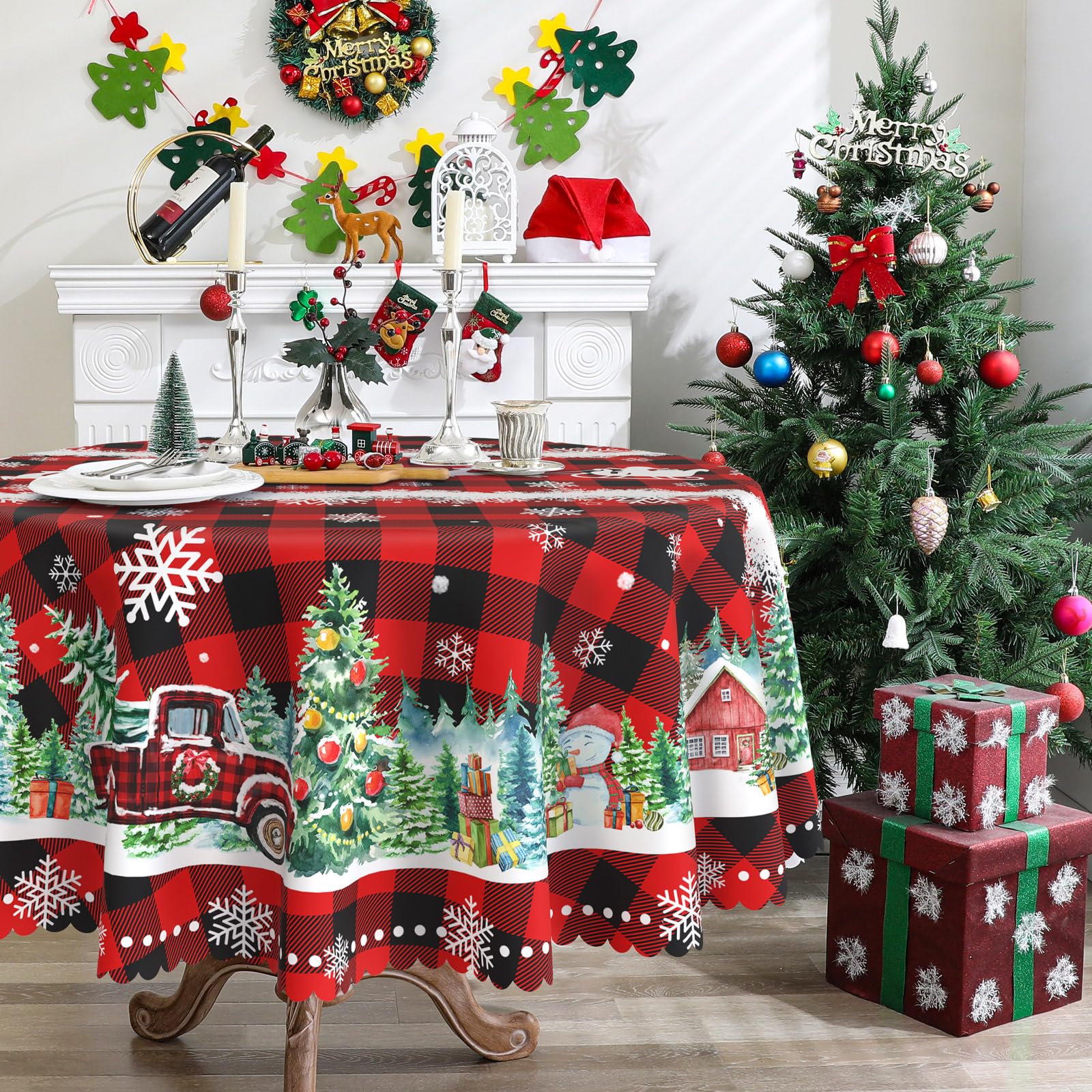 Cusugbaso buffalo plaid close-up highlighting vivid holiday colors.