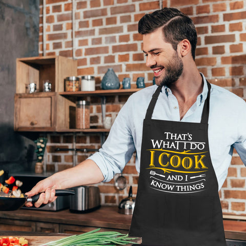 Cusugbaso chef apron provides full-front coverage to protect clothes.