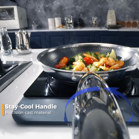 Cyrder 18/10 stainless steel handle offers a sturdy, comfortable grip.