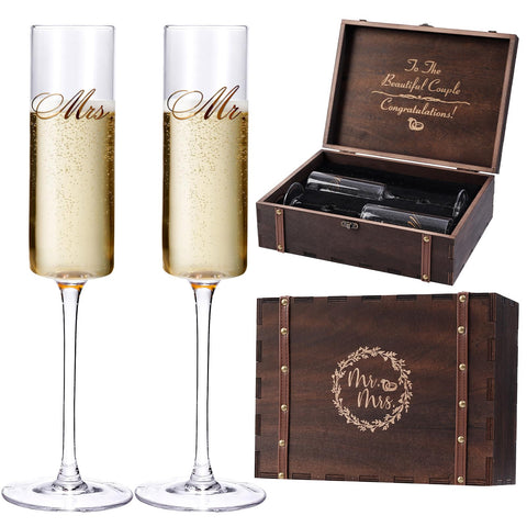 Cyrelwing wedding champagne flutes display Mr. and Mrs. for elegant toasts.