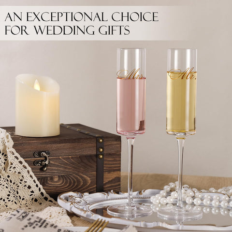 Cyrelwing memory box for storing wedding memories and photos.