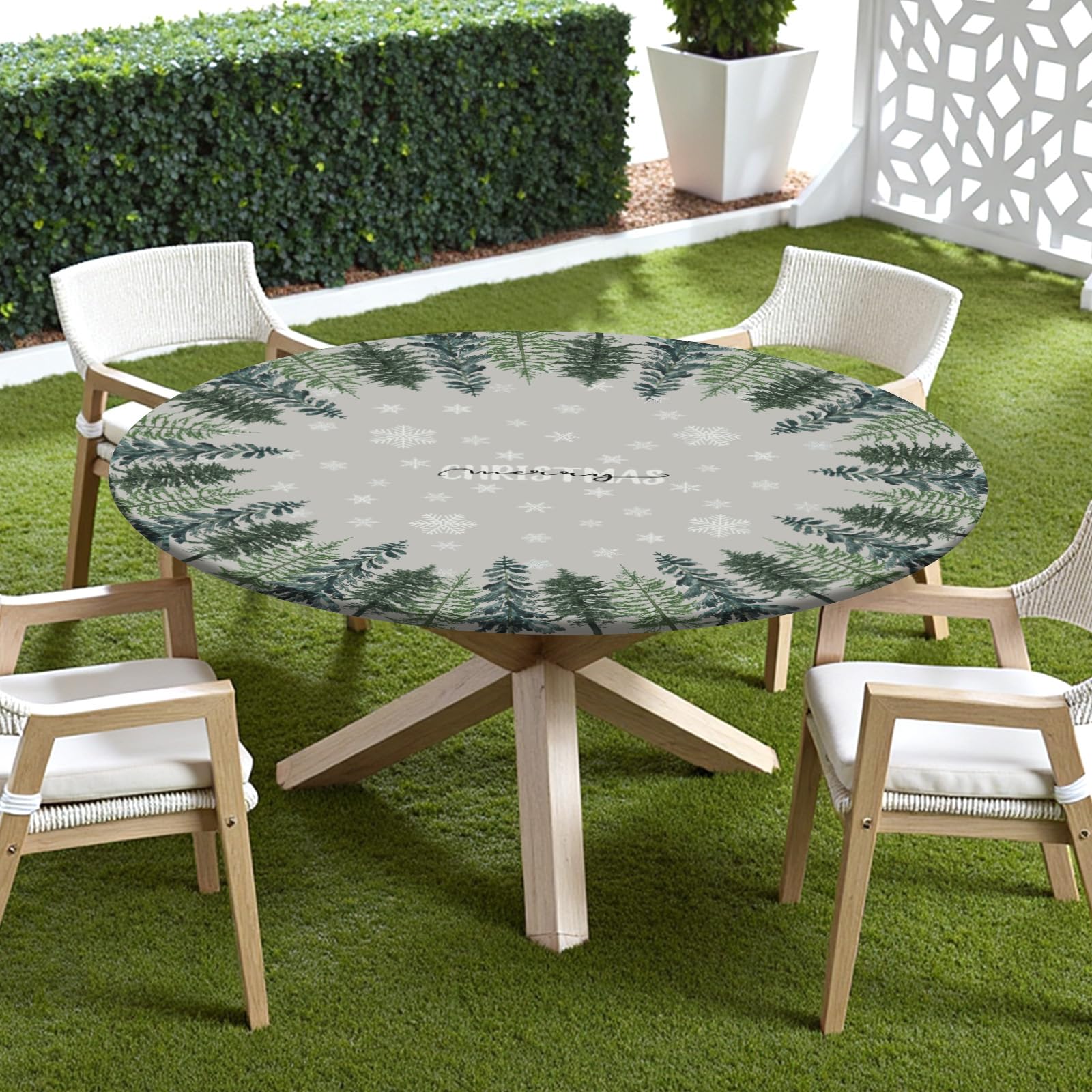 Czeservior easy-clean tablecloth surface; wipe spills with damp cloth