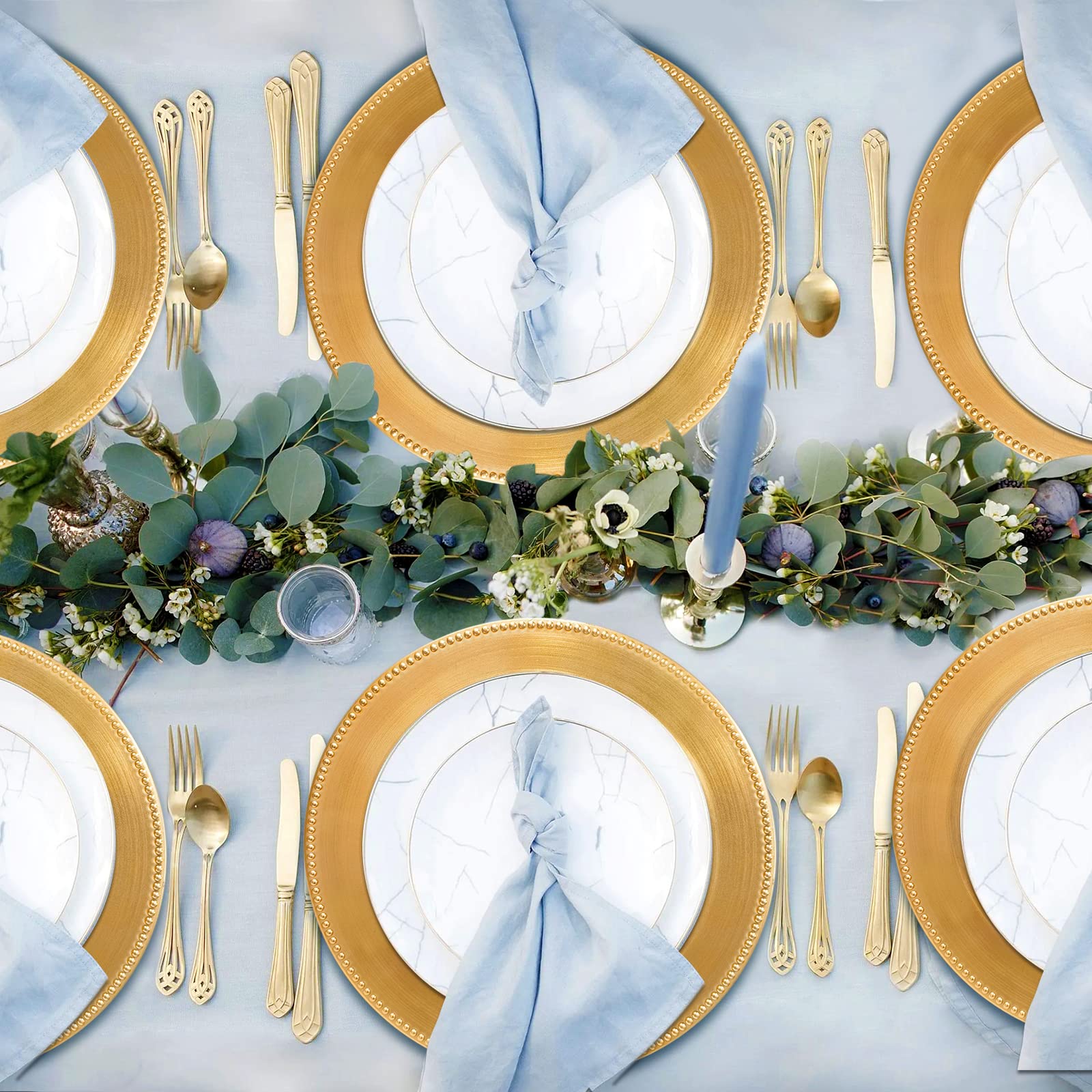 DaCakeWS wedding table setup featuring beaded gold chargers