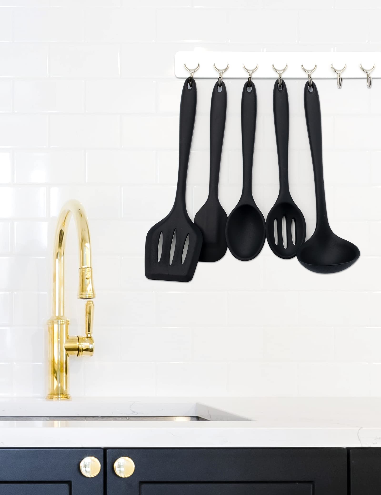 Daily Kisn solid spoon ideal for mixing and serving.