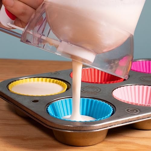 Dalup pancakes pourer 4-cup capacity with embossed measurements.