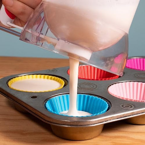 Dalup pancakes pourer 4-cup capacity with embossed measurements.