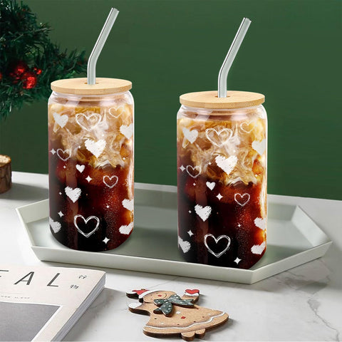 DAMCONME reusable glass straw set complements cold drinks with zero-waste flair.