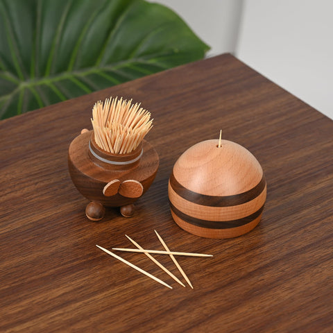 Damuzhi Bee-themed kitchen gadget closeup highlights whimsical charm.