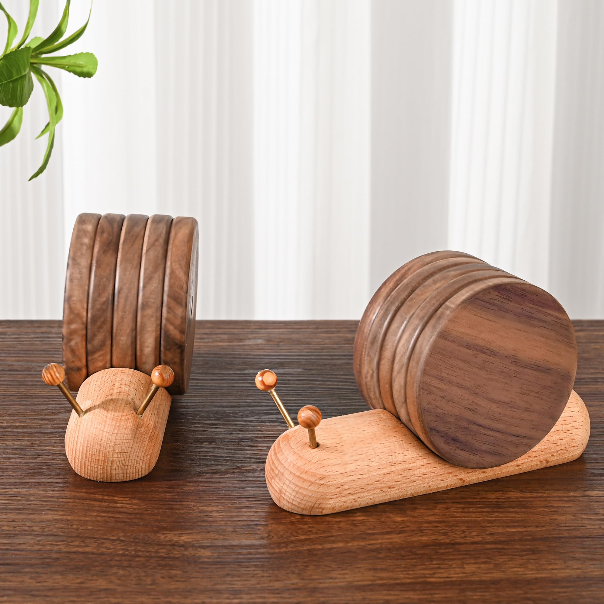 Damuzhi wooden coaster set protects dining surfaces with natural walnut finish