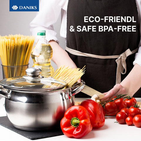 Daniks internal measuring scale helps precise cooking without measuring cups.