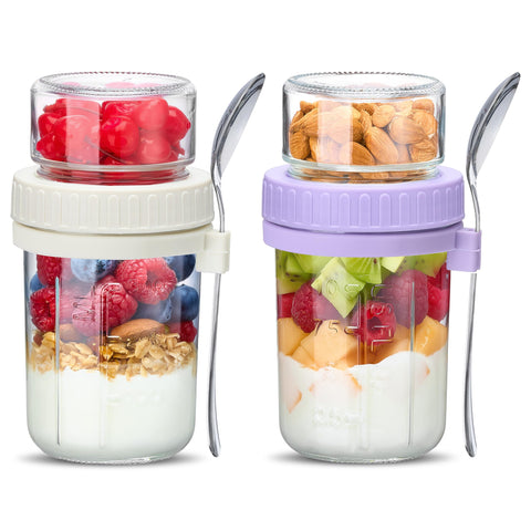 Danmu overnight oats container with dual layers showing dry ingredient separation.