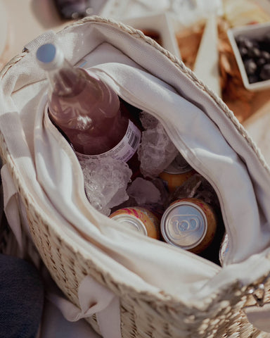 Daytani waterproof interior liner prevents spills and makes cleanup easy.