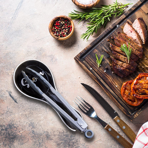 DAYYET country-design spoon rest adds rustic charm to stovetop decor.