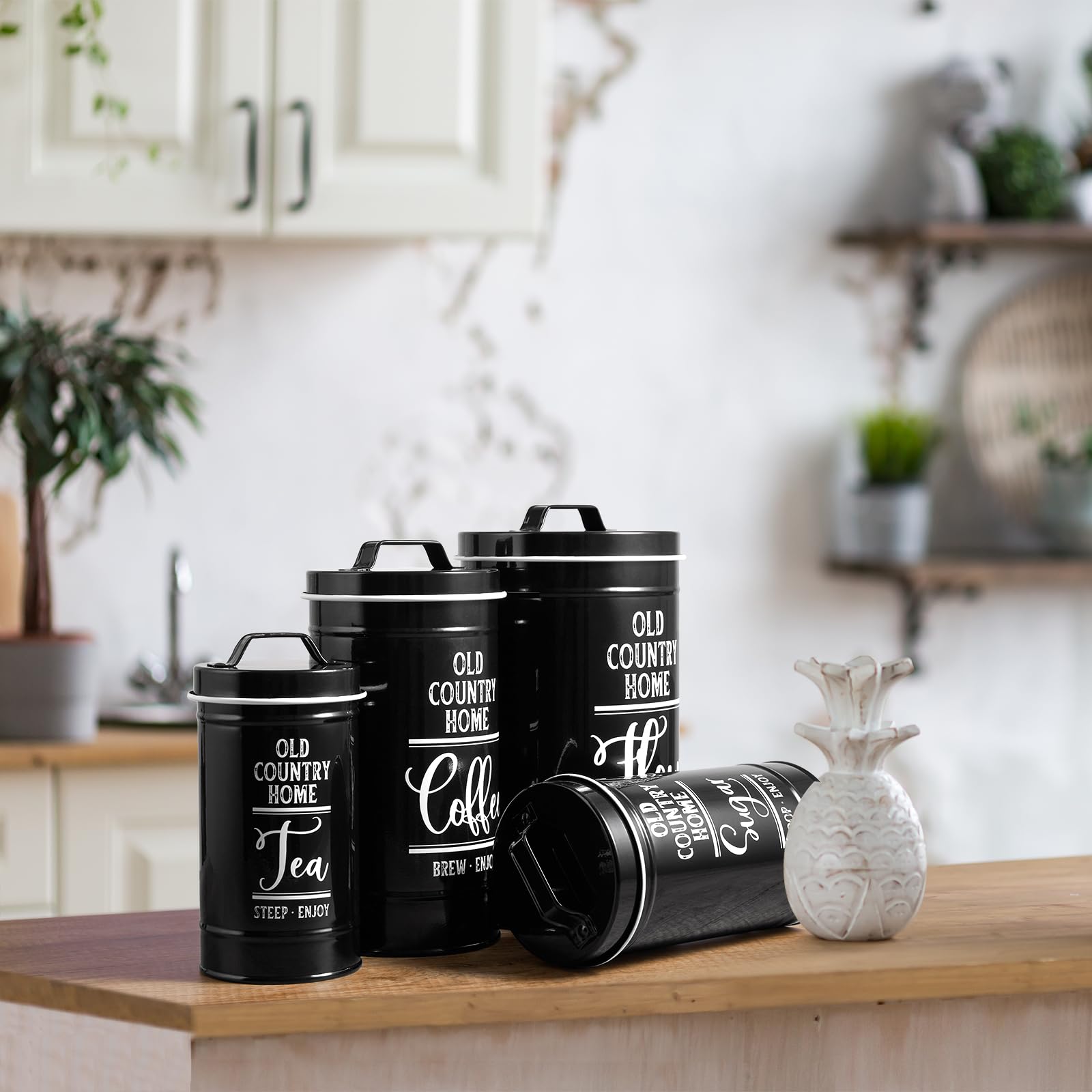 DAYYET four-piece canister set makes a stylish gift for home cooks
