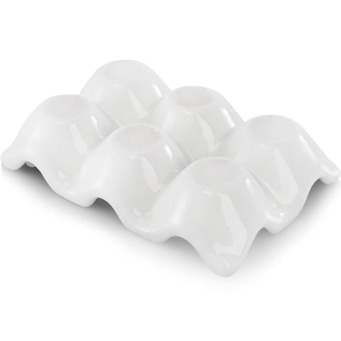 DEAYOU 6-slot tray holds standard eggs and small treats securely.