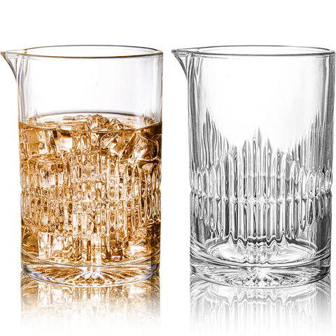 DEAYOU wide-mouth beak glass for smooth pouring and strainer use.