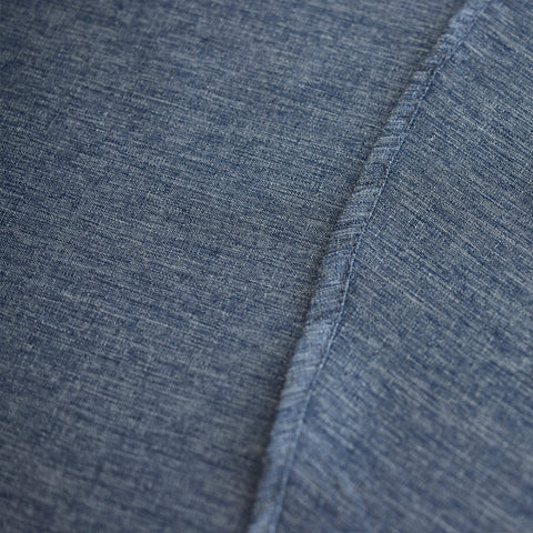 Decorelia wrinkle-free round tablecloth maintaining a smooth surface