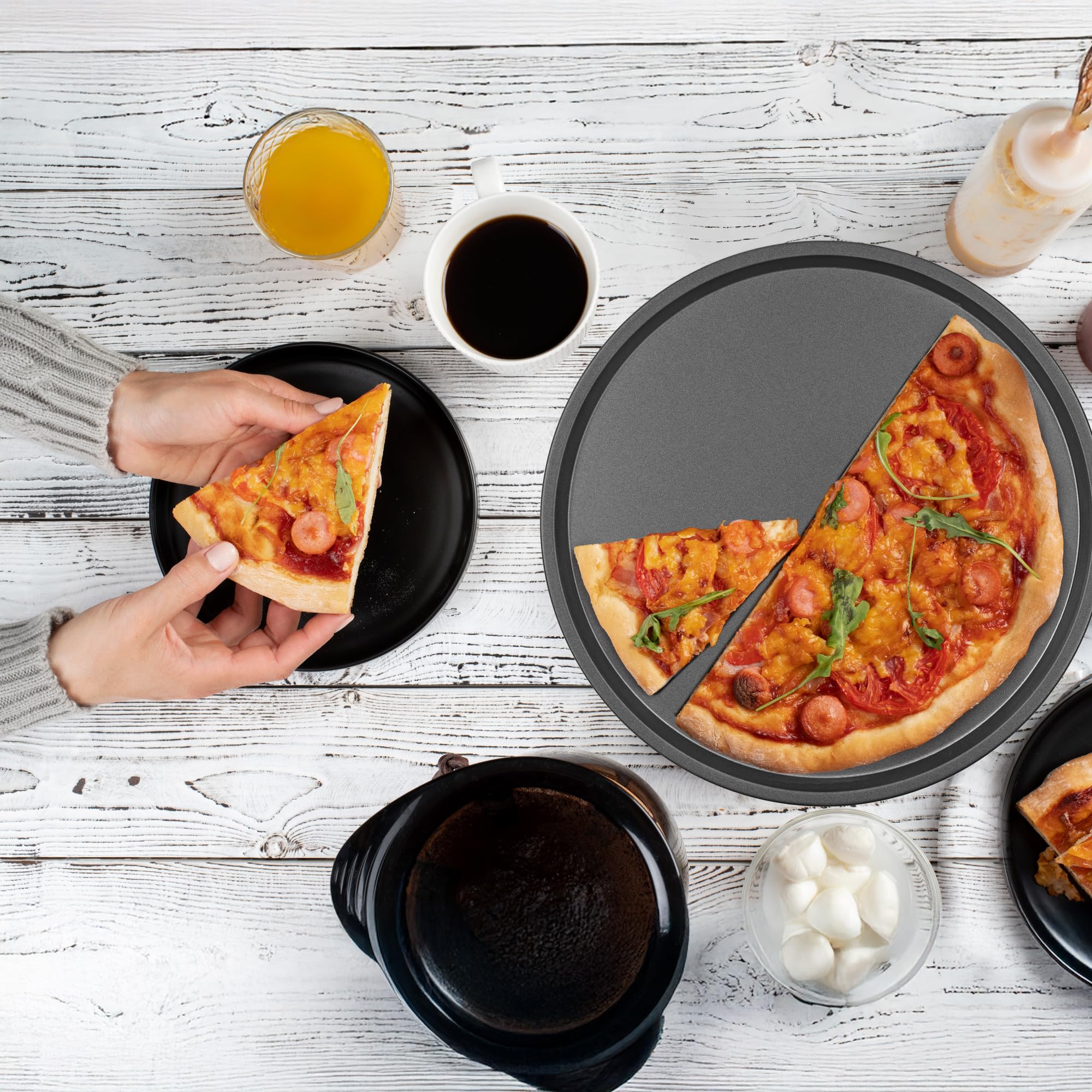 DecorRack rust-resistant design supports long-lasting performance in busy kitchens.