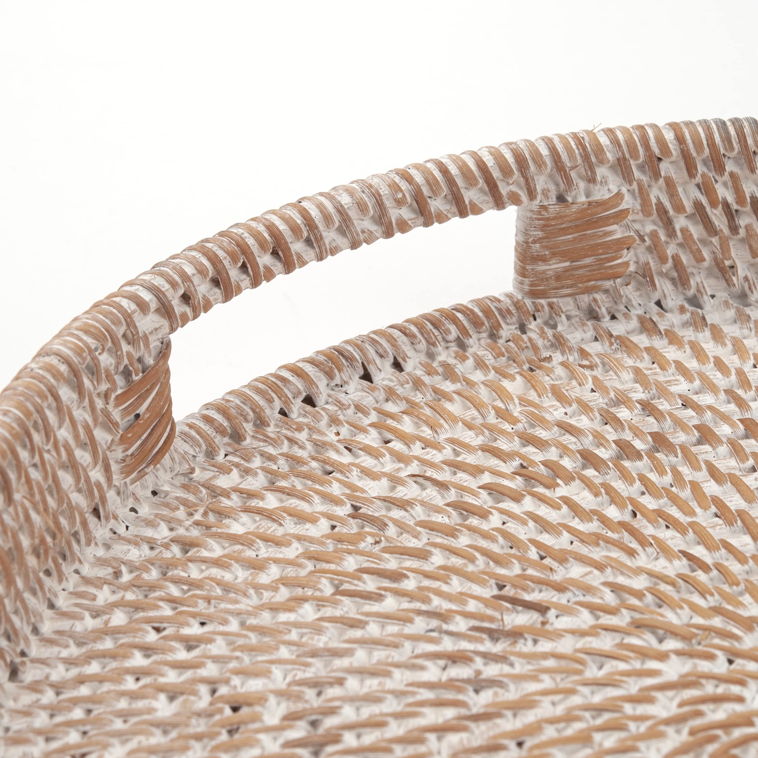 DECRAFTS small round rattan tray organizes keys and mail