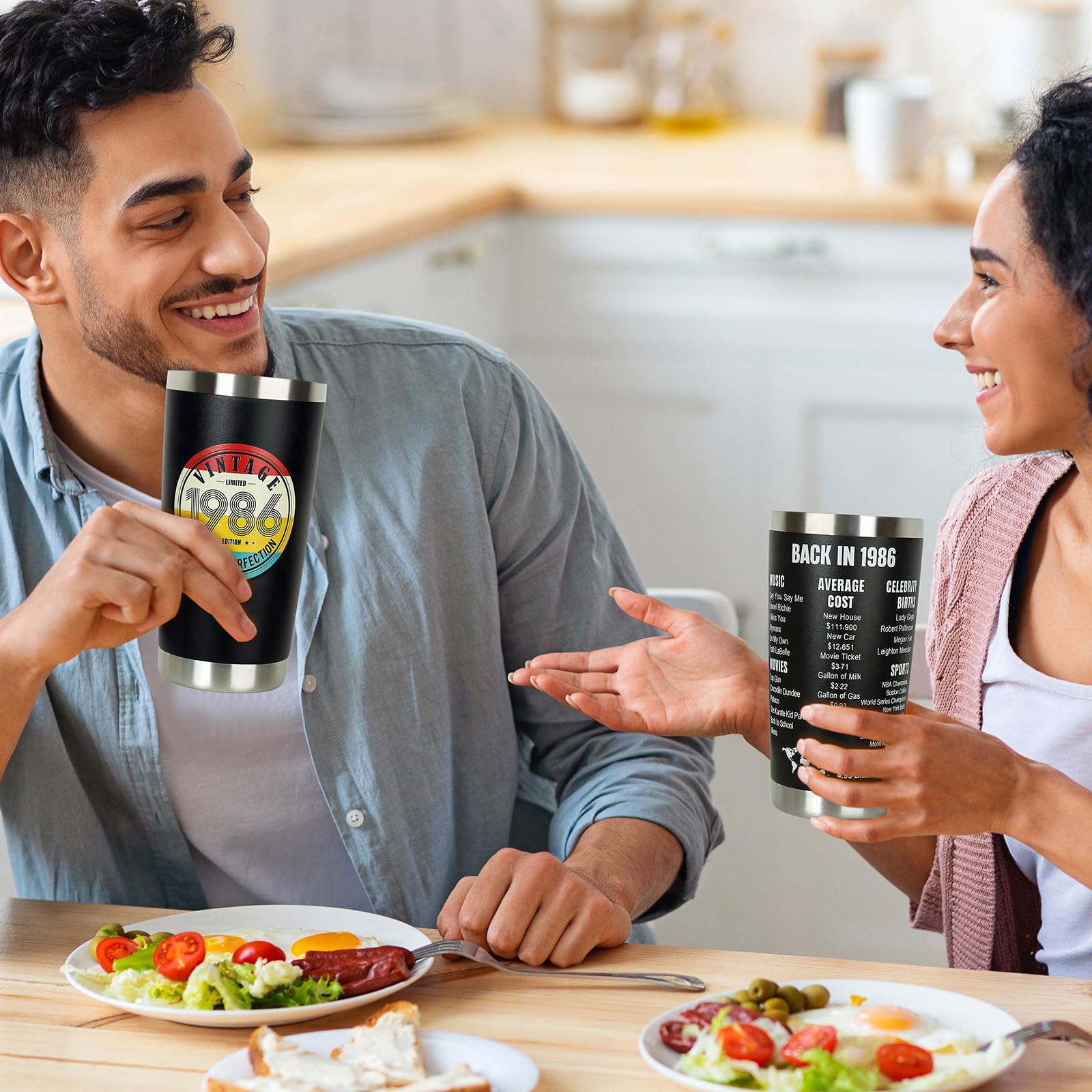 DECZHIYU leak-proof lid stainless steel tumbler keeps beverages secure during travel.