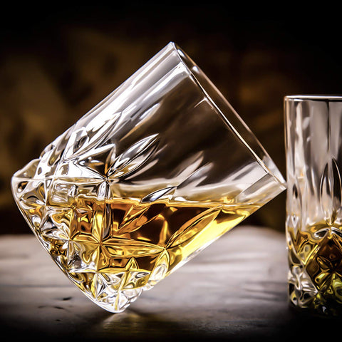 DeeCoo Premium glass heavy base enhances stability during whiskey or bourbon rituals