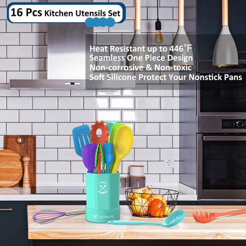 Deedro soup ladle ideal for serving hot soups with heat-resistant silicone.