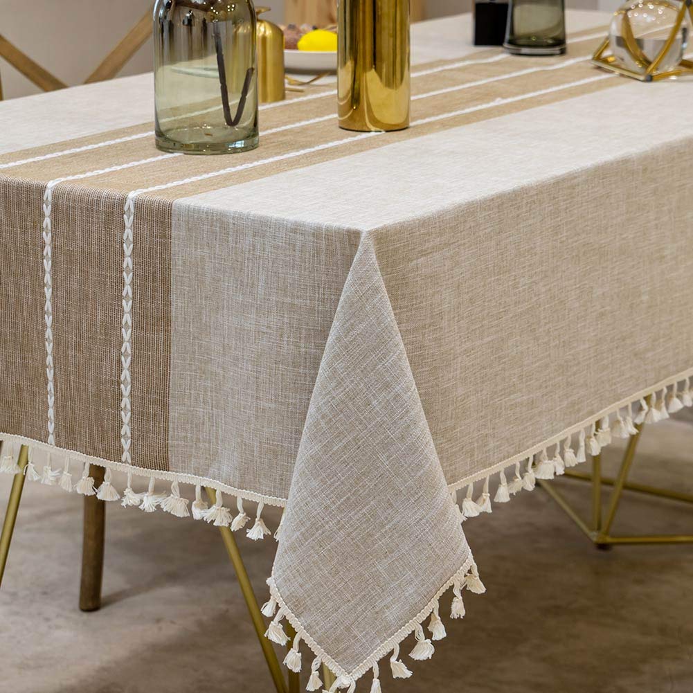 Deep Dream tablecloth with waterproof coating protects surfaces from spills.