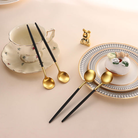 Dehov iced tea spoons set ready for tea, coffee, or dessert.