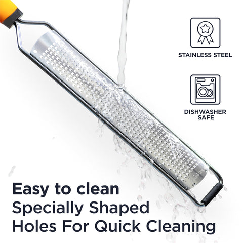 Deiss PRO garlic and ginger grater for precise, fragrant seasoning.